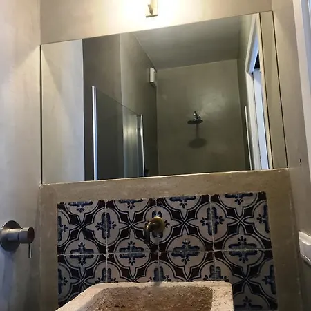 Guest house Kadi